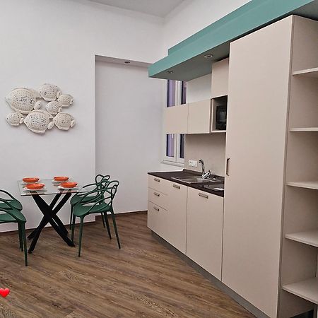 Villa Di Giorgi Apartments Center Cefalù Exteriör bild