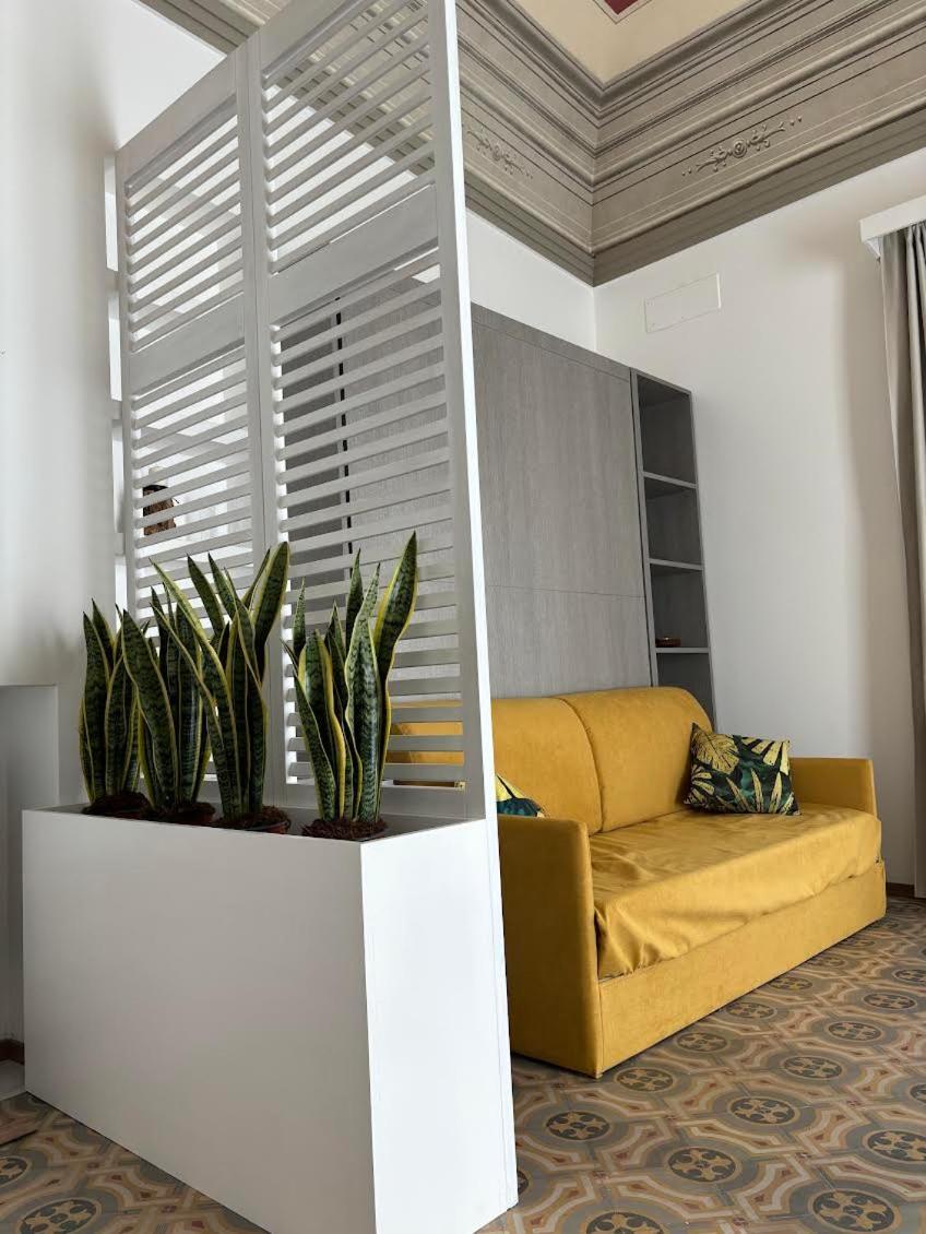 Villa Di Giorgi Apartments Center Cefalù Exteriör bild