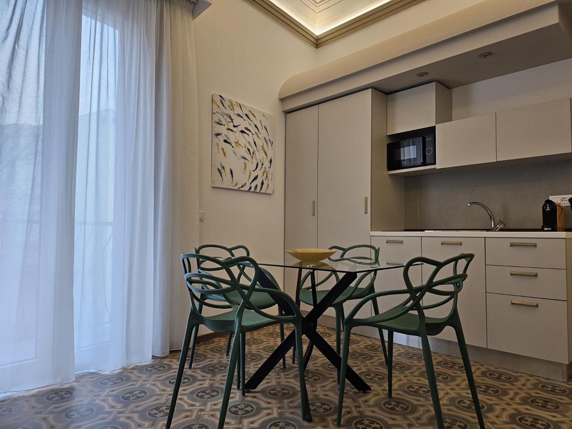 Villa Di Giorgi Apartments Center Cefalù Exteriör bild