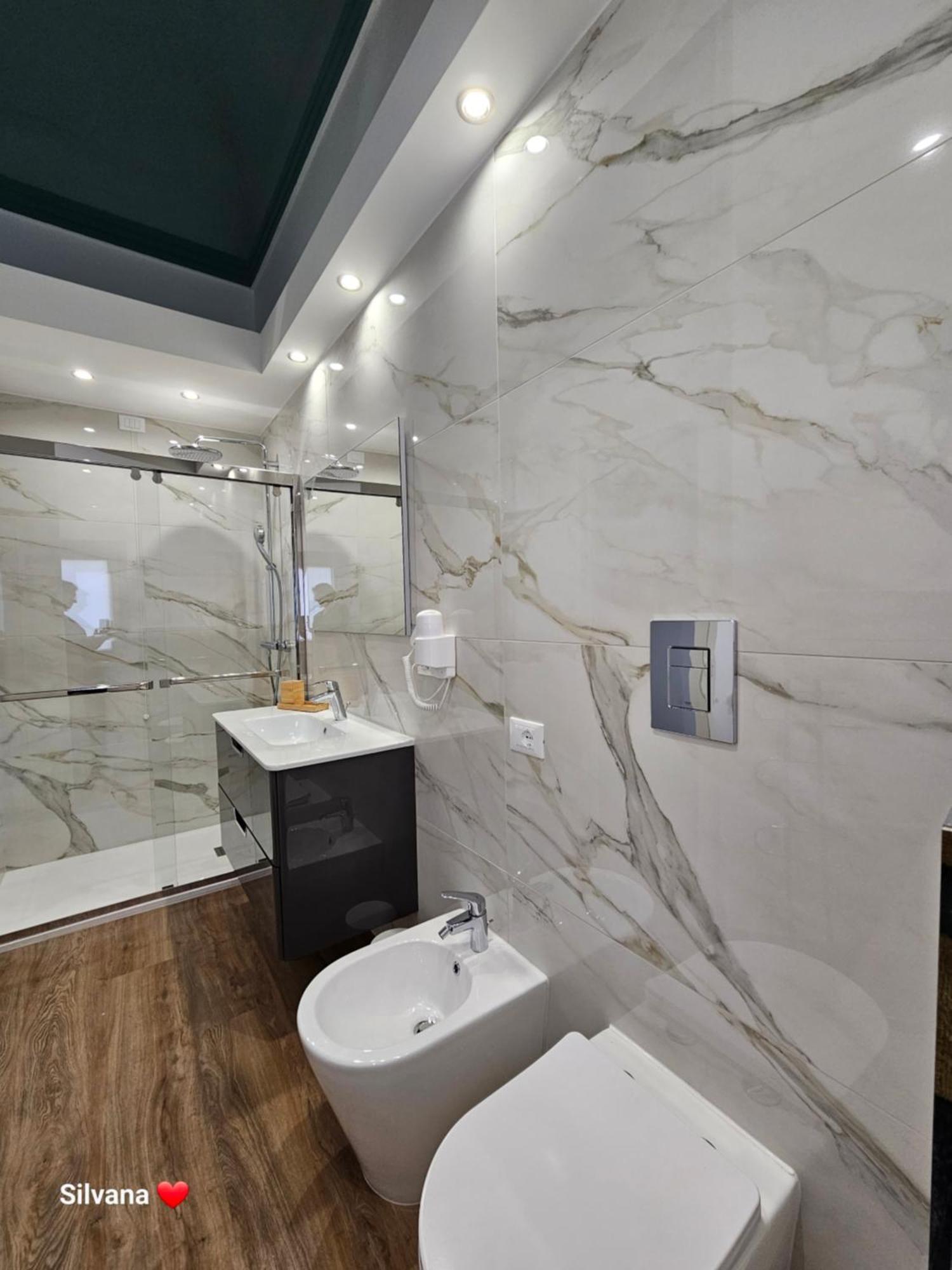 Villa Di Giorgi Apartments Center Cefalù Exteriör bild