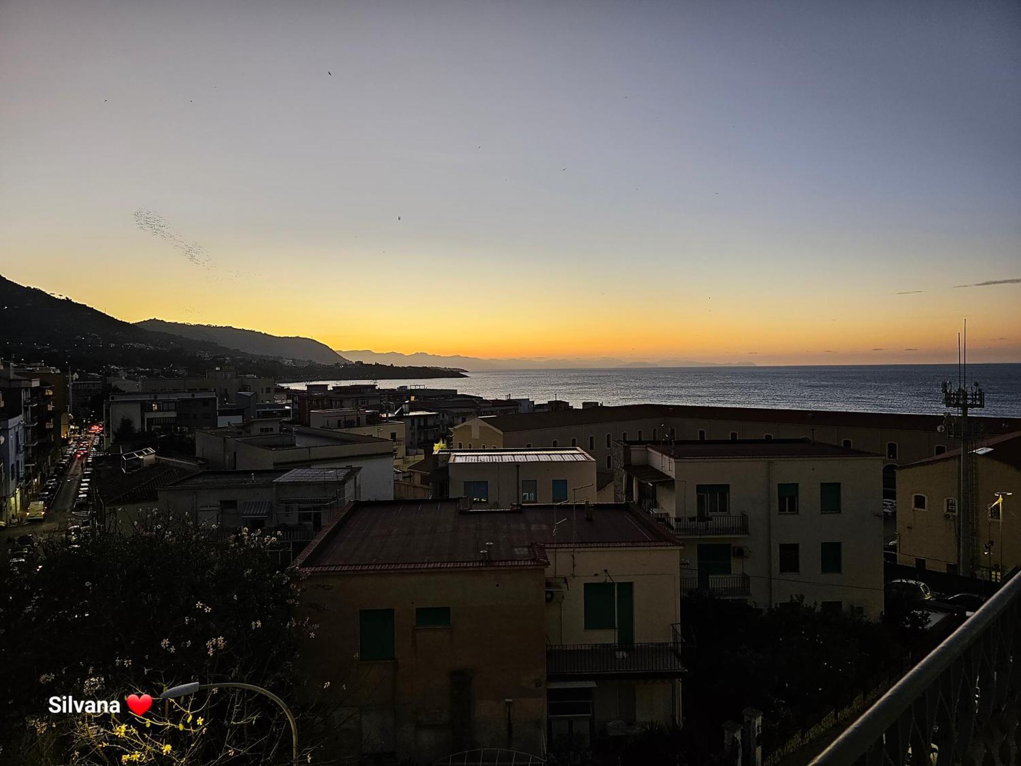 Villa Di Giorgi Apartments Center Cefalù Exteriör bild