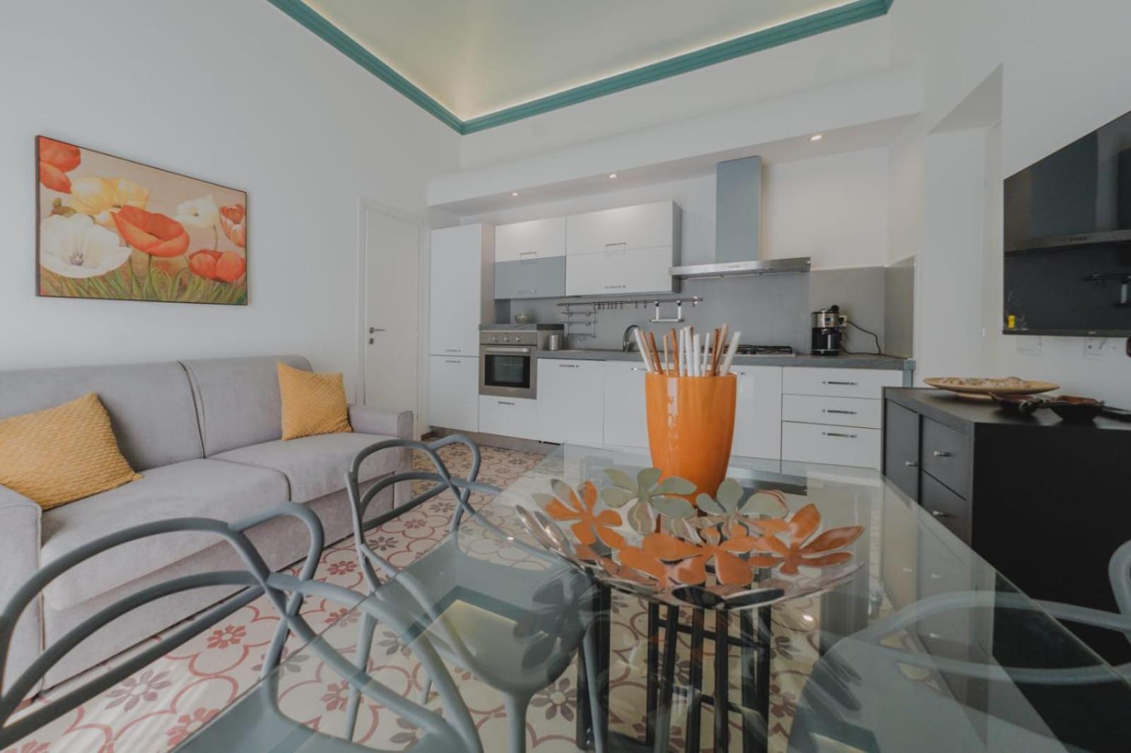 Villa Di Giorgi Apartments Center Cefalù Exteriör bild